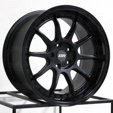 ESR CS12 18x9.5 5x114.3 35 Black Wheels(4) 72.56 18" inch Rims