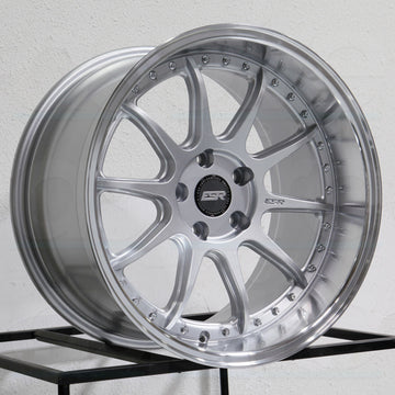 ESR CS12 19x10.5 5x114.3 22 Hyper Silver Wheels(4) 72.56 19" inch Rims