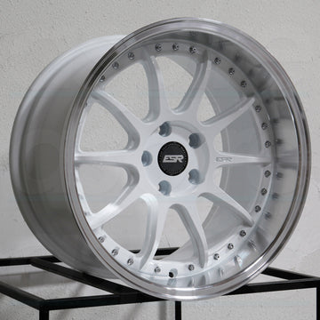 ESR CS12 19x10.5 5x114.3 22 White Wheels(4) 72.56 19" inch Rims