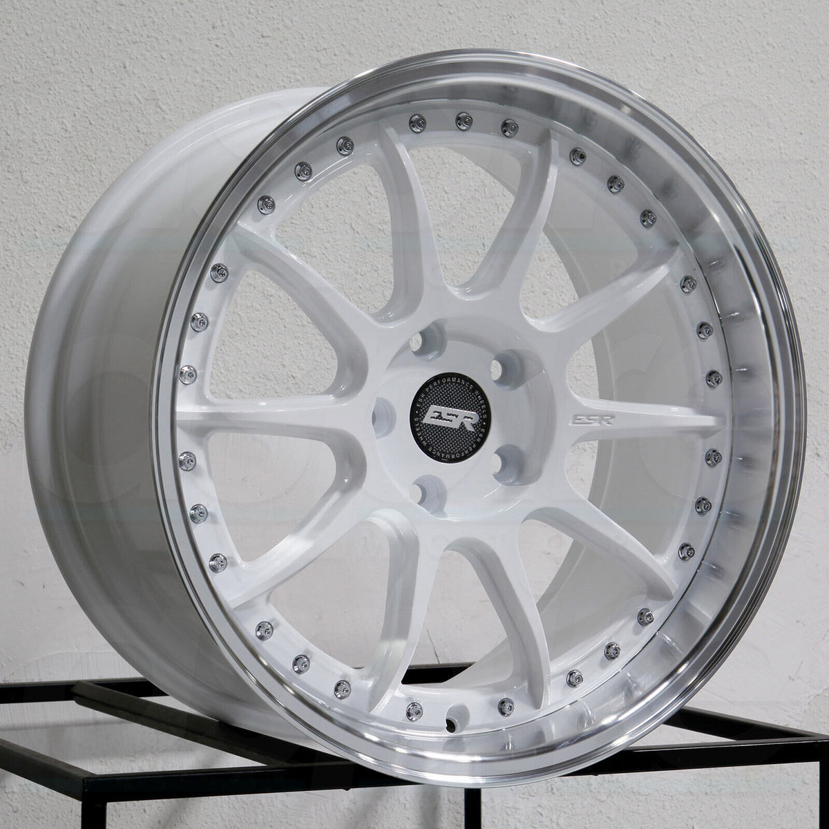 ESR CS12 18x9.5 5x114.3 35 White Wheels(4) 72.56 18