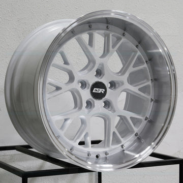 ESR CS11 19x10.5 5x114.3 22 White Wheels(4) 72.56 19" inch Rims