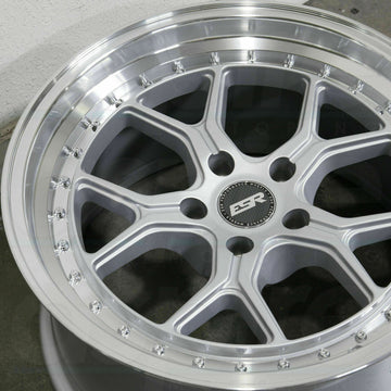 ESR CS2 Hyper Silver Machined Lip Wheels 18x9.5 +22 5x114.3 18 Inch Rims Set 4