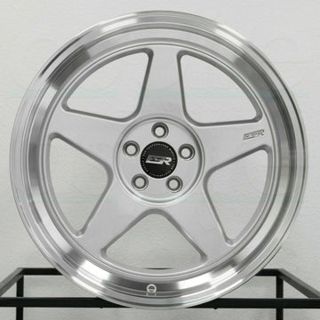18x8.5 5x120 +30 ESR CR5 18" Hyper Silver Wheels Set 4