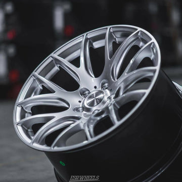 18" Hyper Silver ESR SR12 Wheels 18x9.5 +22 5x114.3 Concave Rims Set 4