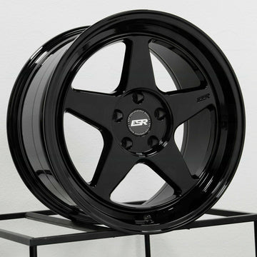 18x9.5 5x114.3 +22 ESR CR5 Wheels 18" Gloss Black Rims Set 4