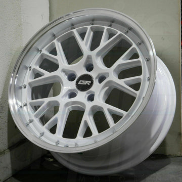 18x8.5 5x114.3 +30 ESR CS11 18" Gloss White Machined Lip Wheels Rims Set 4
