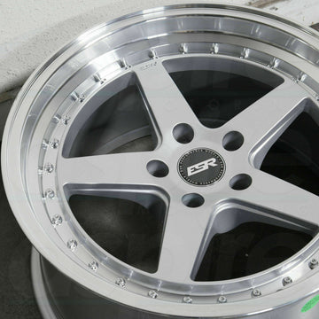 ESR CS5 Wheels 18x9.5 +35 5x114.3 Hyper Silver Machined Lip 18 Inch Rims Set 4
