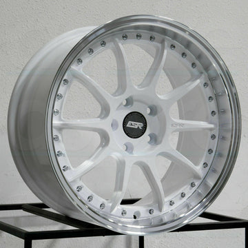 18" ESR CS12 Wheels 18x9.5 5x100 +22 White With Machined Lip Wheels Set four