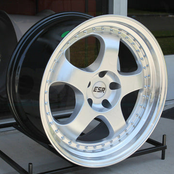 18x8.5 +30 / 18x9.5 +35 5x120 Silver 18" ESR SR06 Wheels Fits BMW 325 328 Z4
