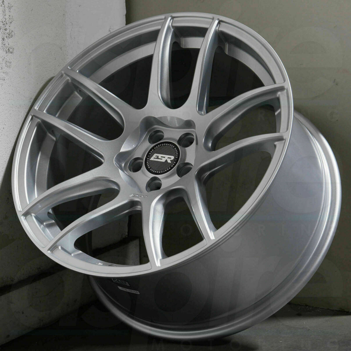ESR CS8 Hyper Silver Wheels 18x9.5 / 18x10.5 5x114.3 +15 Set of 4 Rims ...
