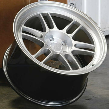 18x10.5 ESR SR11 Silver Wheels 18 Inch 5x100 +22 Rims Set of 4