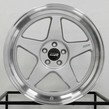 18x8.5 5x114.3 +30 ESR CR5 18" Hyper Silver Wheels Set 4