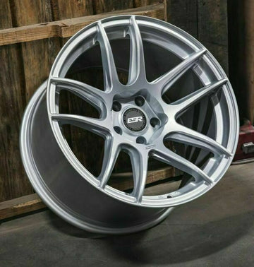 18x10.5 5x114.3 +22 ESR CS8 Wheels Hyper Silver 18 Inch Concave Rims Set of 4