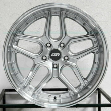 19 Inch ESR CS15 Hyper Silver Wheels 19x8.5 +30 / 19x9.5 +35 5x114.3 Rims Set 4
